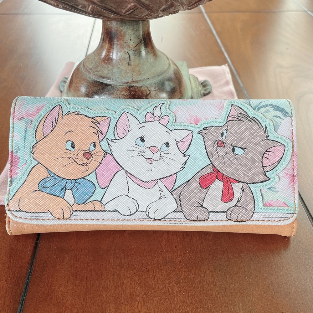 Disney Loungefly Floral Aristocats Long Wallet RARE